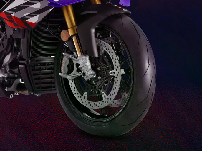 WI-Aprilia-Tuono+V4-Factory-D-1920x1440-B