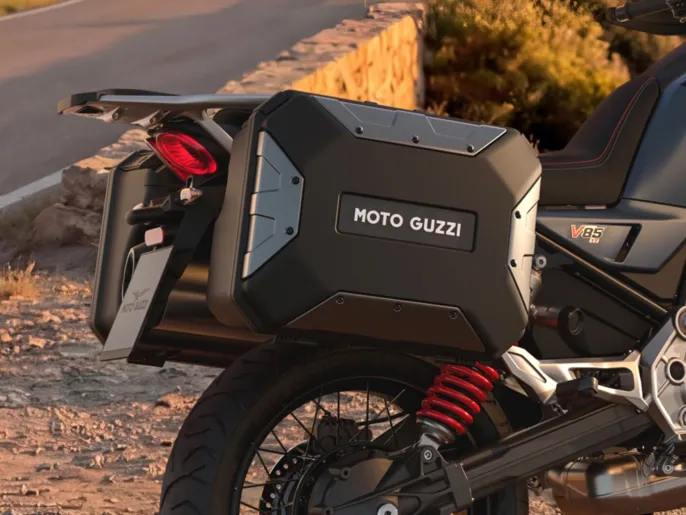 WI-Motoguzzi-V85-TT-Travel-D-1920x1440-B_11zon