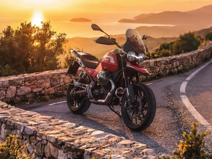 WI-Motoguzzi-V85-TT-D-1920x1440-A_11zon