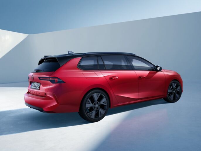 Spacius_and_clever_smallup_884x664