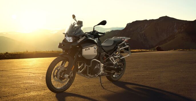 BMW F900GS ADV západ2