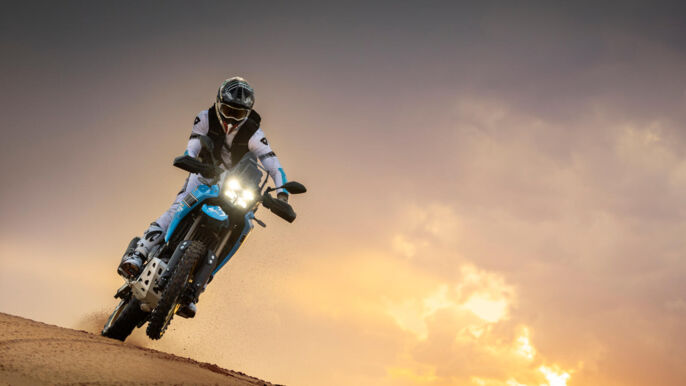 2025_YAM_XTZ700SPR_EU_SYB_ACT_004_03_preview