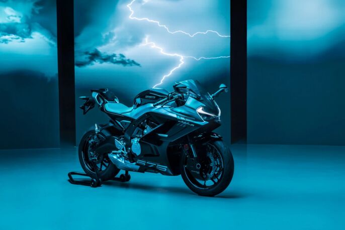 675SR-R_2-scaled_11zon