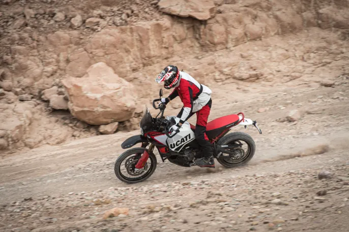 MY24_DUCATI_DESERTXRALLY_ACTION _111__UC592855_High