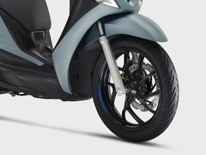 Piaggio_Medley_2025_Wall-img_1920x1440_Ruota-ant_1