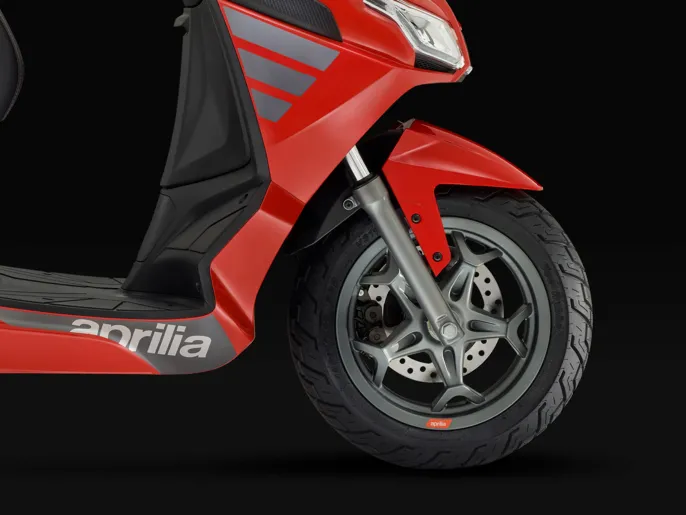 Aprilia_SXR-50-red_wall-img_1920x1440_anteriore_1