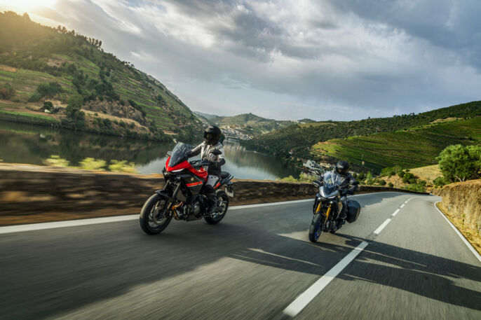 2026-Yamaha-MT07TRS-EU-Redline-Action-007-03