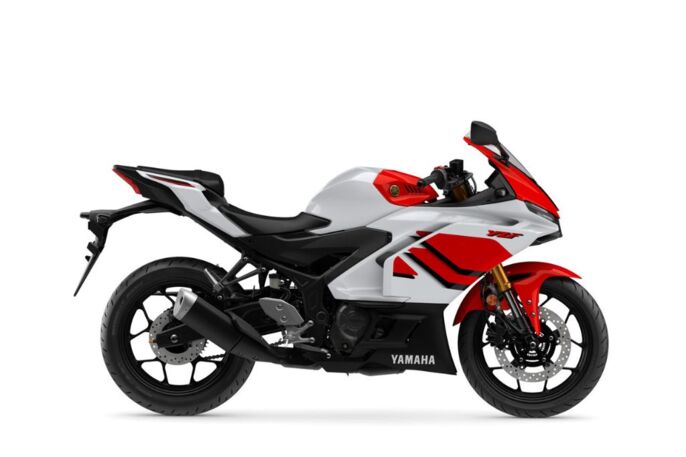 Yamaha Katalog barevné varianty (1)