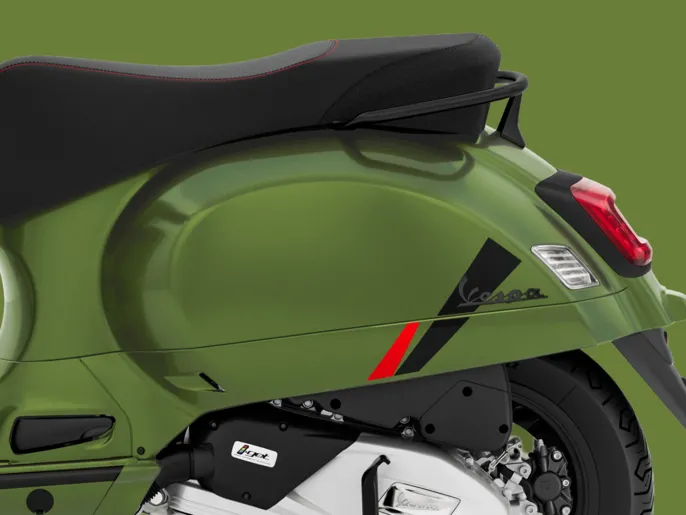 WI-Vespa-GTS-SuperSport-125-VR-D-1920x1440-C