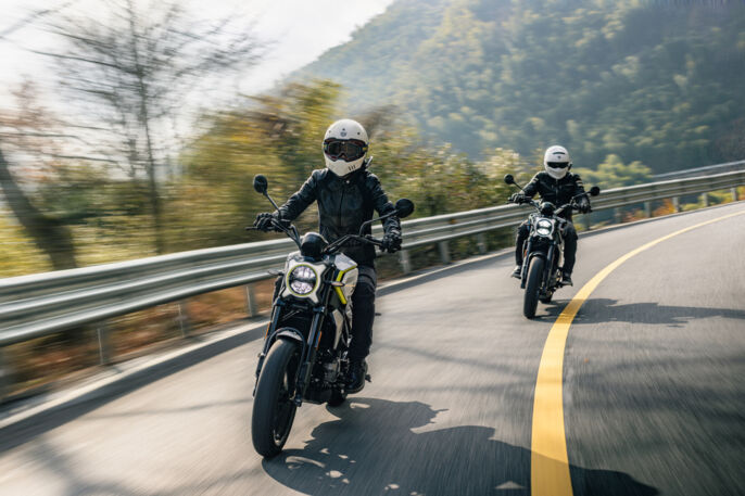 CFMOTO_250CL-X_Action2-copy