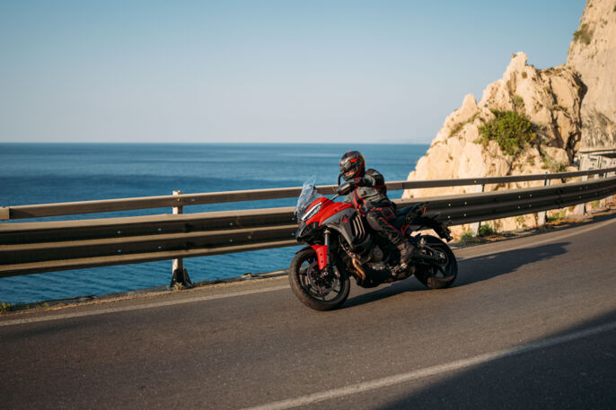 MY25_DUCATI_MULTISTRADA_V4S_DYN_ONLOCATION _142__UC692721_High