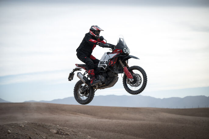 MY24_DUCATI_DESERTXRALLY_ACTION _79__UC592912_High