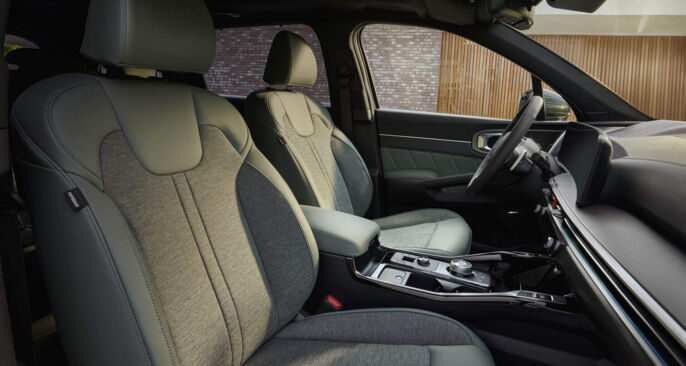 kia-sorento-my25-phev-interior-sagegreen