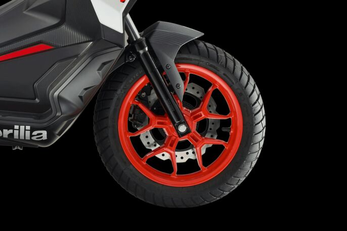 Aprilia-SRGT-Sport-125-wallimage2