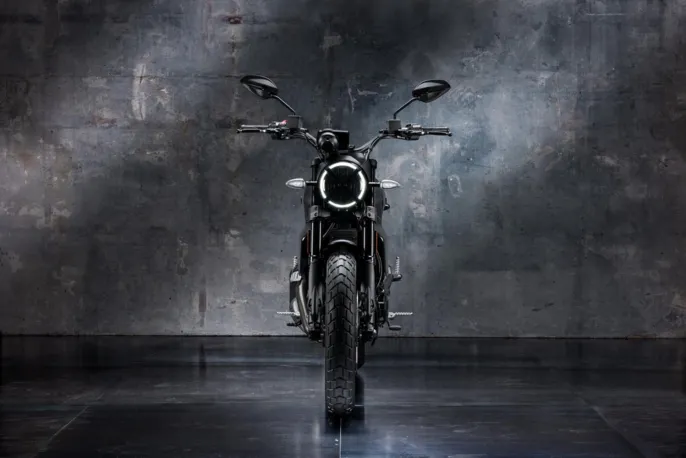 my25_scrambler_dark___9__uc702914_mid_large