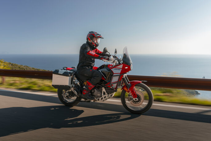 MY25_DUCATI_DESERTX_DISCOVERY _59__UC652659_High