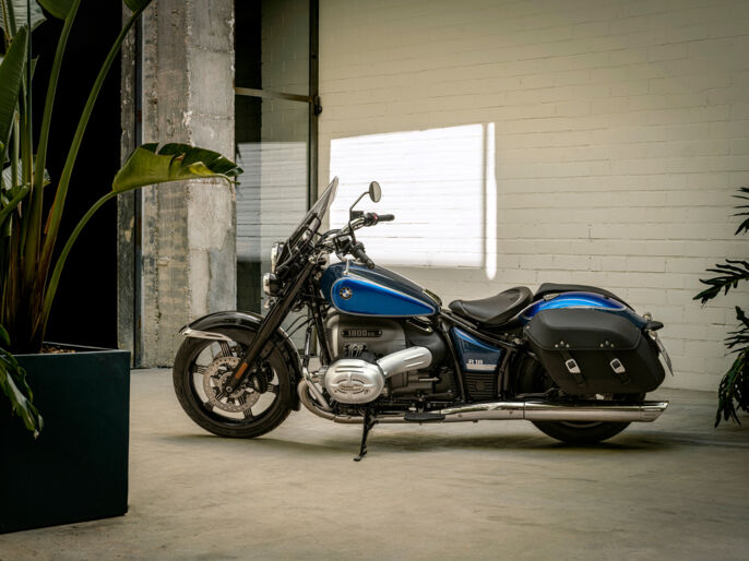 P90569028_highRes_bmw-r-18-classic-mod