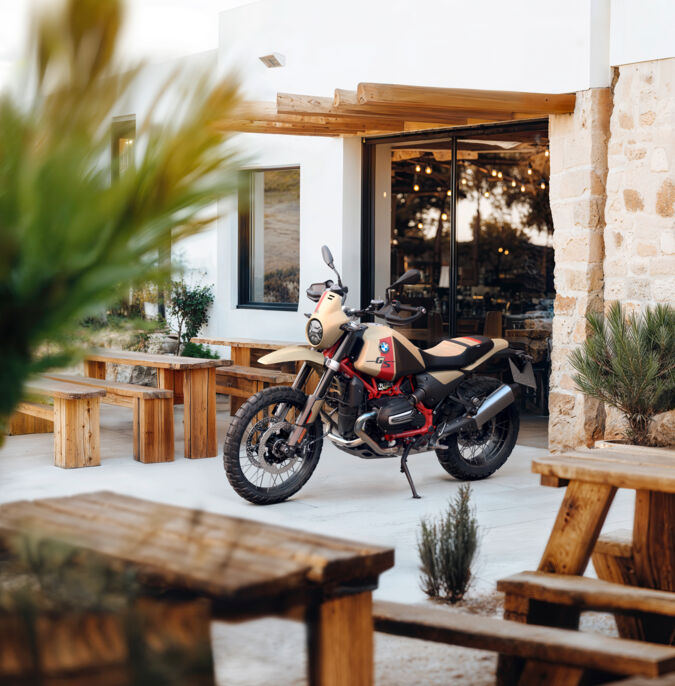 P90592198_highRes_bmw-motorrad-present