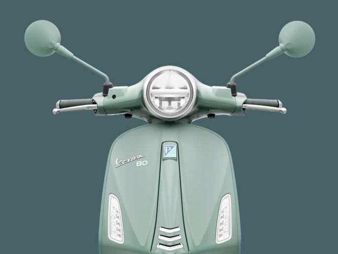 Piaggio-Vespa-Primavera+125_80+anni-1920x1440-WALL+IMG-DESK-C