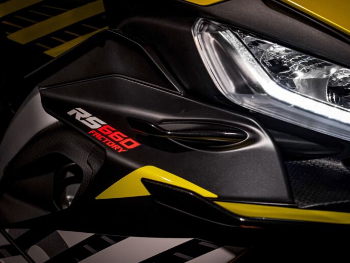 WI-Aprilia-RS660-Factory-D-1920x1440-C