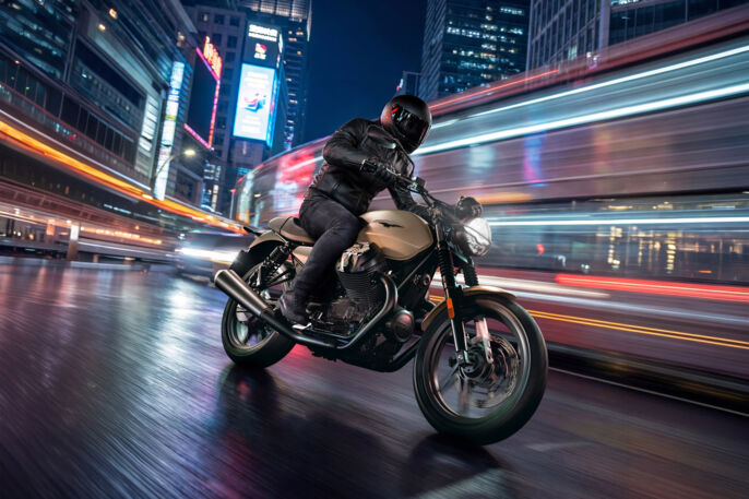 GAL-PREM-V7-Stone-D-3840x2560