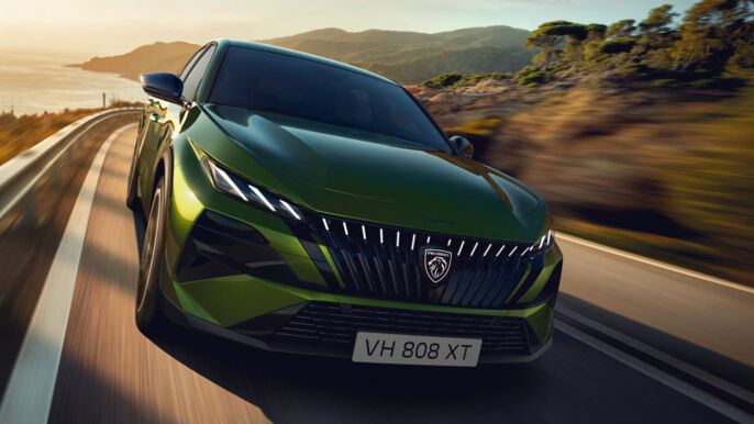 PEUGEOT_E408_gallery_exterior_1_D_1920x1080 (1)