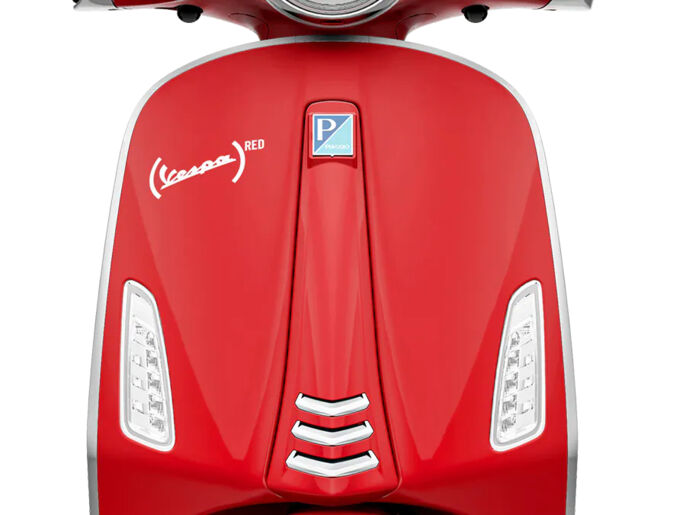 HS-Vespa-Red-125-DM-900x675-Style
