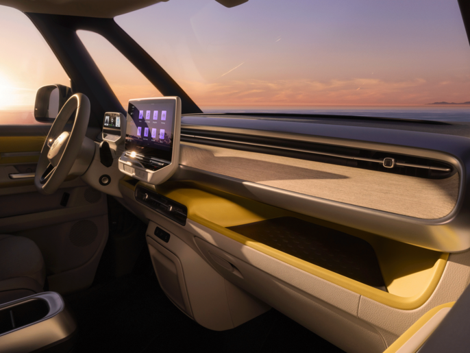 ib0208-id-buzz-interior-front-display