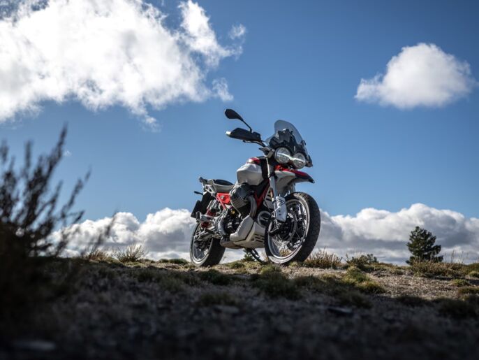 MG_V85TT_wall_image_4_1920x1440