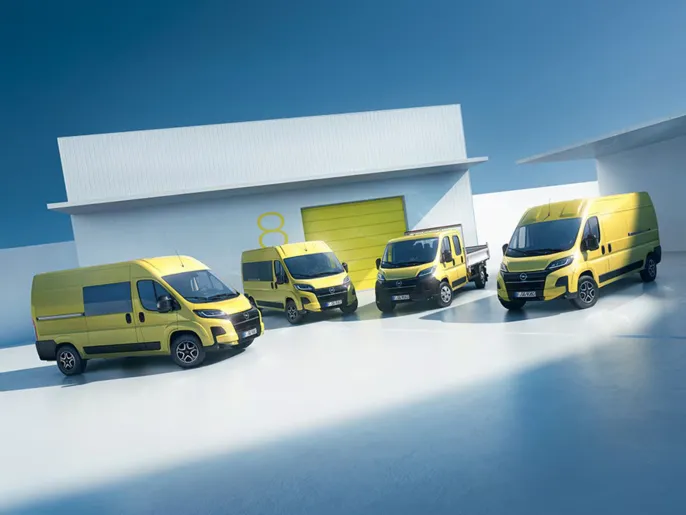 OPEL-MOVANO-MY2023-ICE-partial-accessories-4x3-ezgif.com-avif-to-jpg-converter