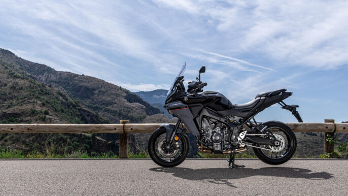 2025_YAM_MT09ATR_EU_SMX_STA_006_03_preview