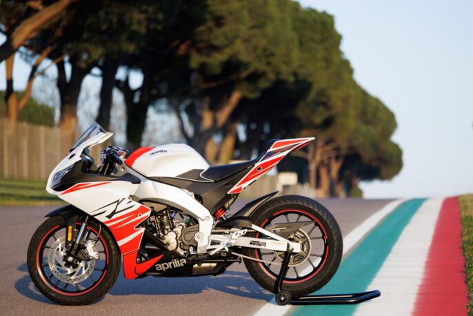Aprilia_RS125_gallery_1920x1280_2