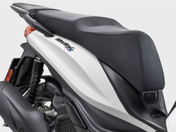 Piaggio_Medley-125-S_2025_Wall-img_1920x1440_Sella_1