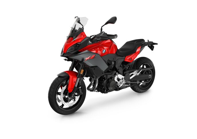 P90579154_highRes_the-new-bmw-f-900-xr