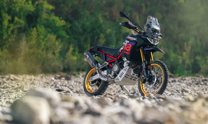 01-Aprilia-Tuareg-Rally-scaled