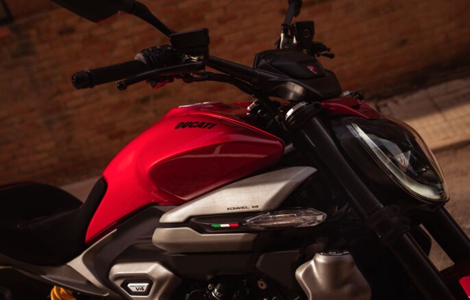 MY25_XDIAVELV4_DYN _19__UC750370_High