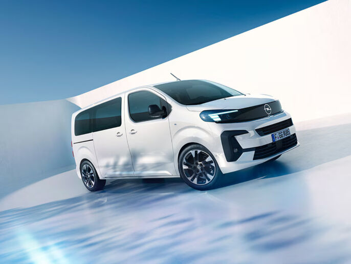 OPEL-ZAFIRA-LIFE-MY2023-ICE-overview-safety-drive-support-4x3