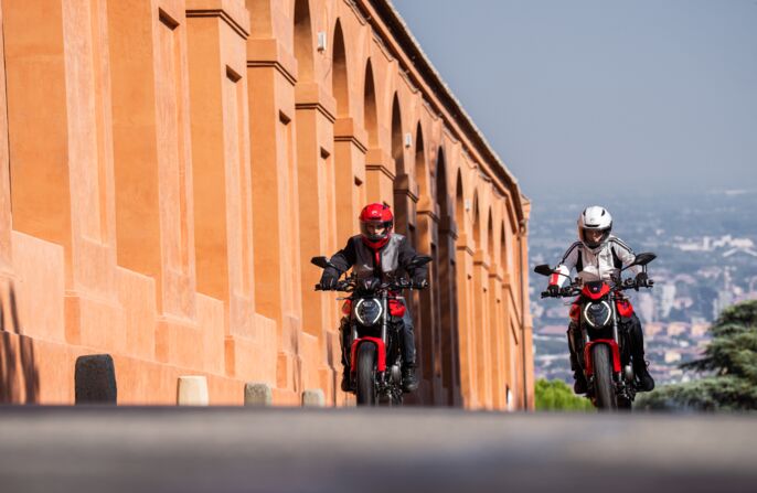 MY26_MONSTER_DYNAMIC _17__UC870595_High