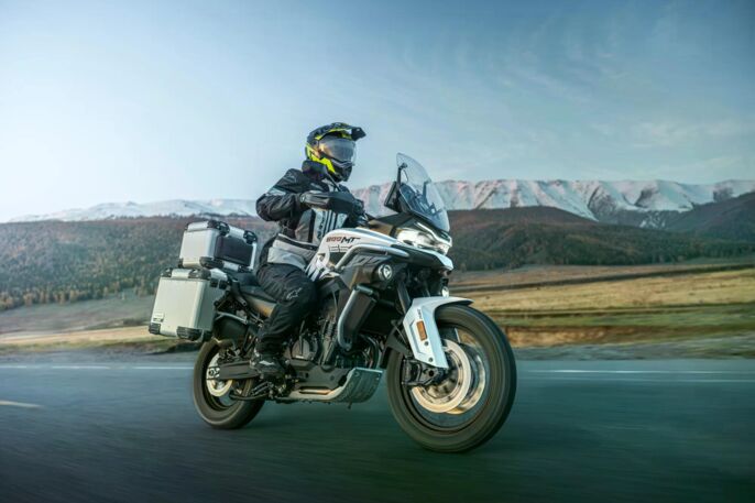 800mt-explore-es-05