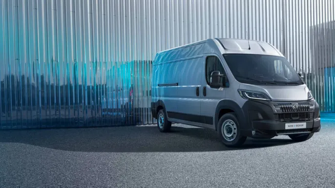 PEUGEOT_BOXER_R_2023_BEV_DIGITAL_MASTHEAD_DESKTOP_2880x1620