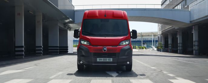 Jumper-herobanner-2880x1152-ezgif.com-avif-to-jpg-converter (1)