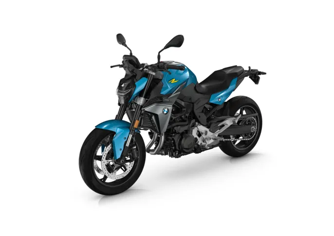 P90579127_highRes_the-new-bmw-f-900-r-