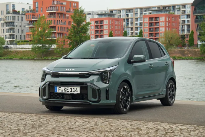 kia-picanto-gtline-exterior-print-3600x2400-001