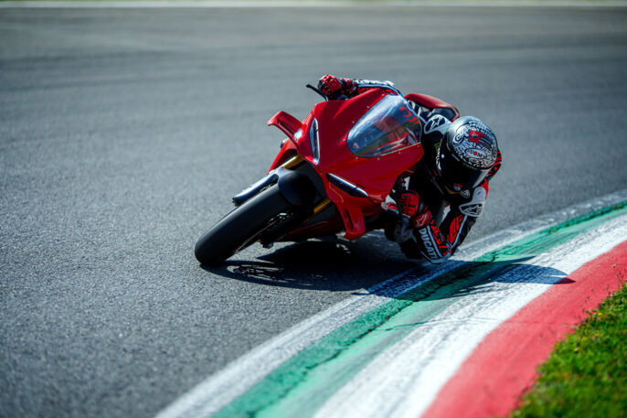 MY25_PANIGALE_V4S_DYNAMICS _4__UC662204_High