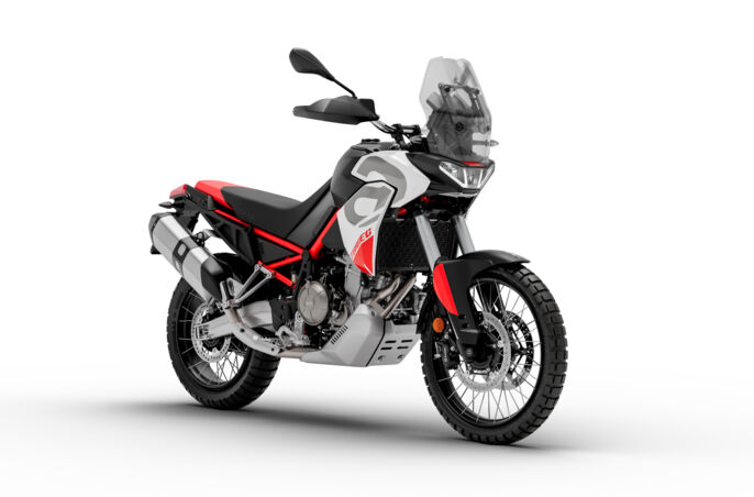 01 Aprilia_Tuareg_Hailstorm-White