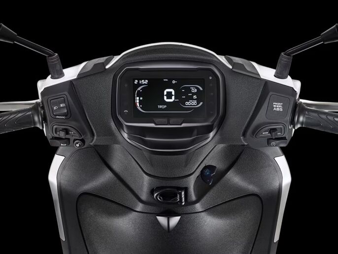 Piaggio_Liberty-125_Hotspot_900x675_Display_1