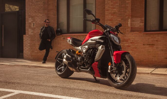 MY25_XDIAVELV4_DYN _17__UC750369_High