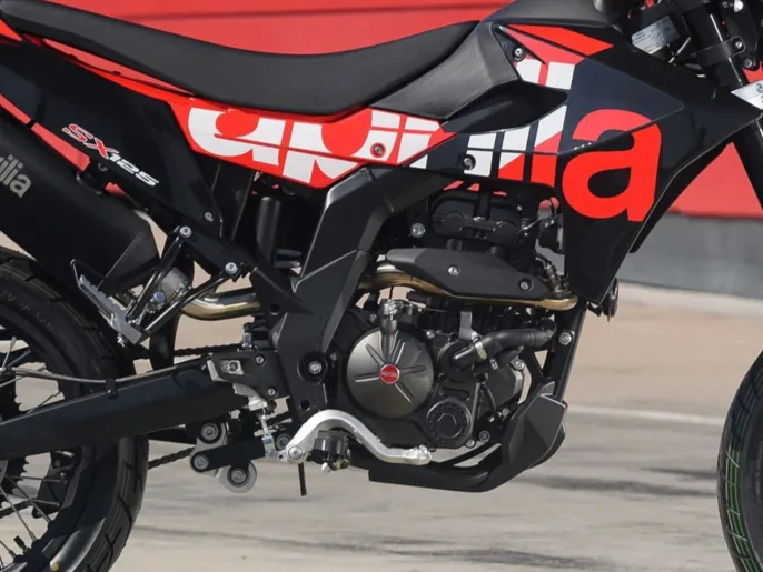 aprilia_sx_tab_performance_900x675
