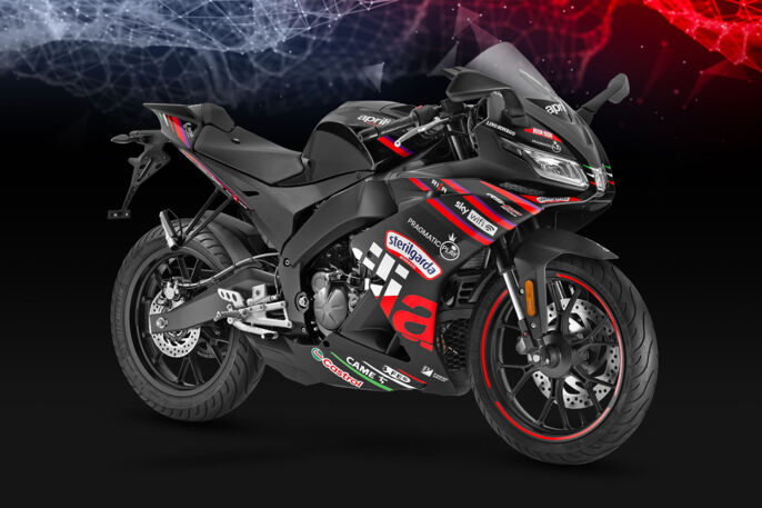 Aprilia_RS-125-GP-Replica_Gallery_1920x1280_Intera_3