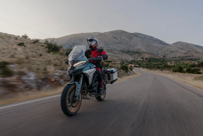 MY26_MULTISTRADA_V4_DYNAMIC _29__UC856339_High